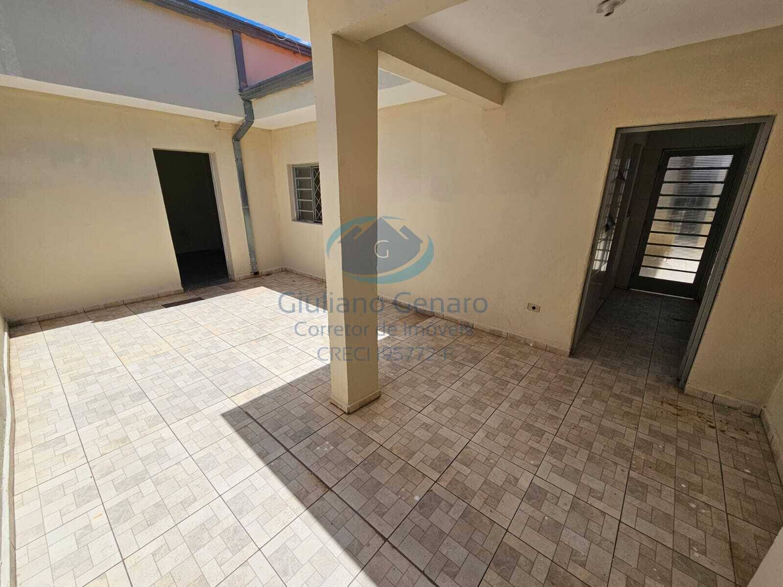 Casa à venda com 2 quartos, 89m² - Foto 2