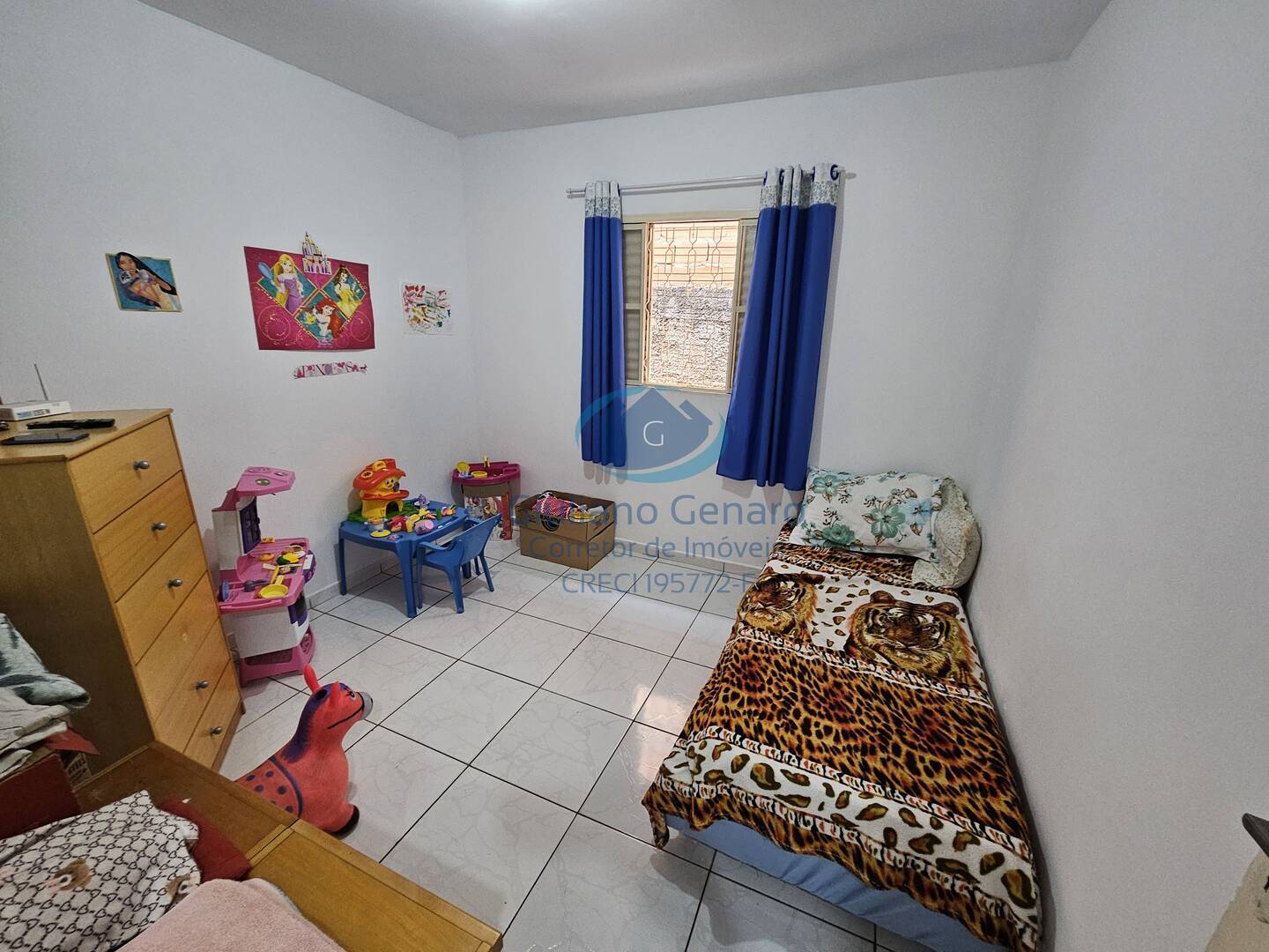 Casa à venda com 2 quartos, 50m² - Foto 7