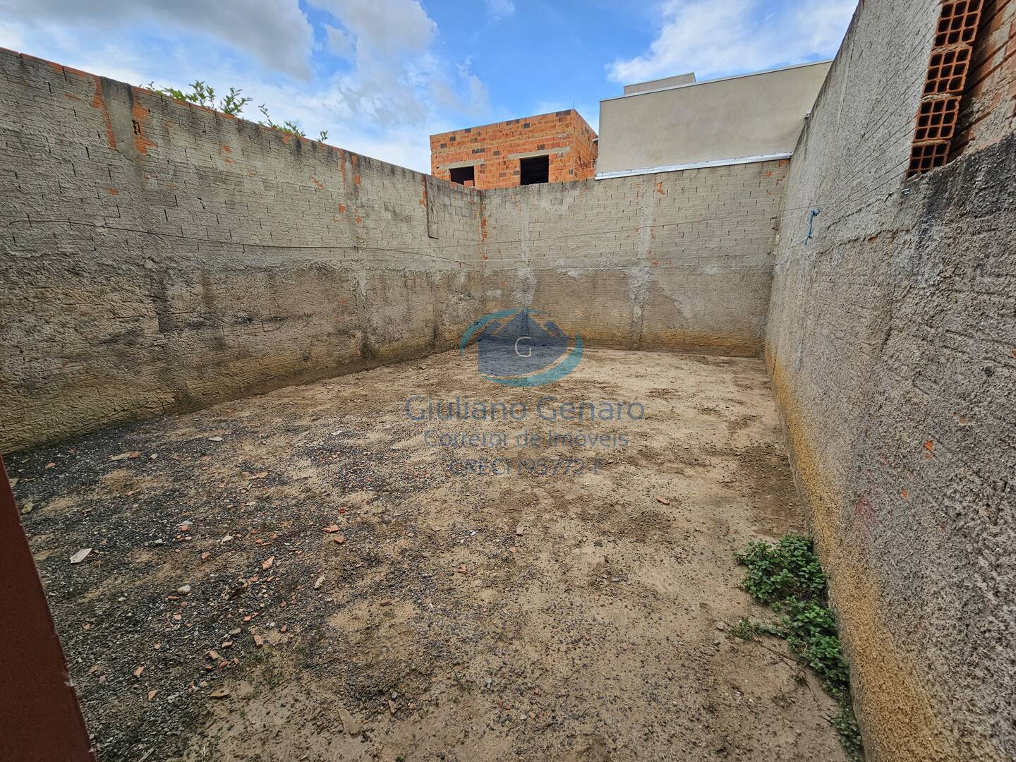 Casa à venda com 2 quartos, 50m² - Foto 11
