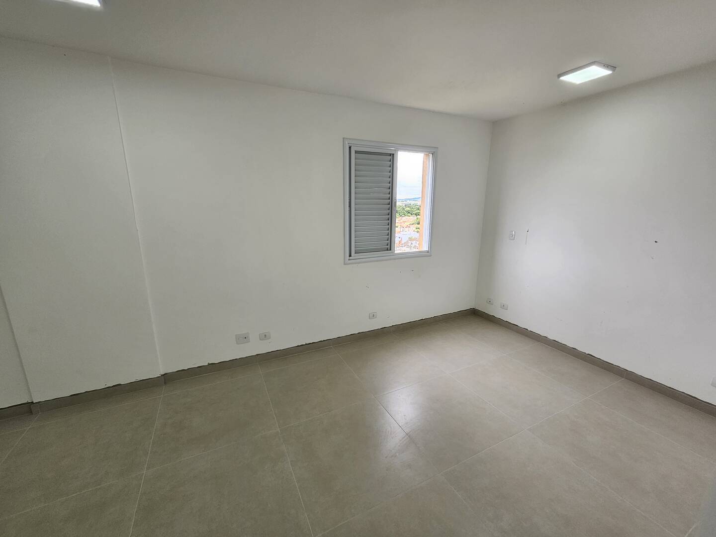 Apartamento à venda com 3 quartos, 188m² - Foto 22
