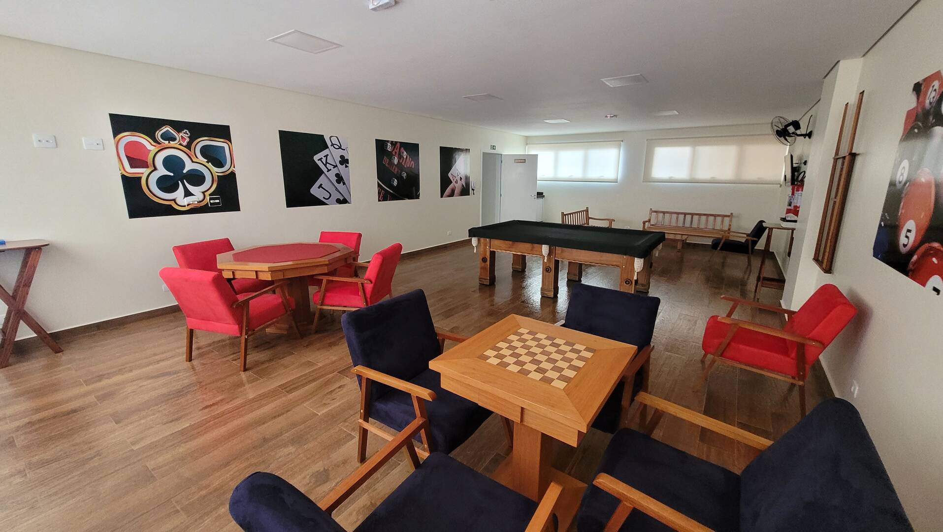 Apartamento à venda com 3 quartos, 188m² - Foto 27