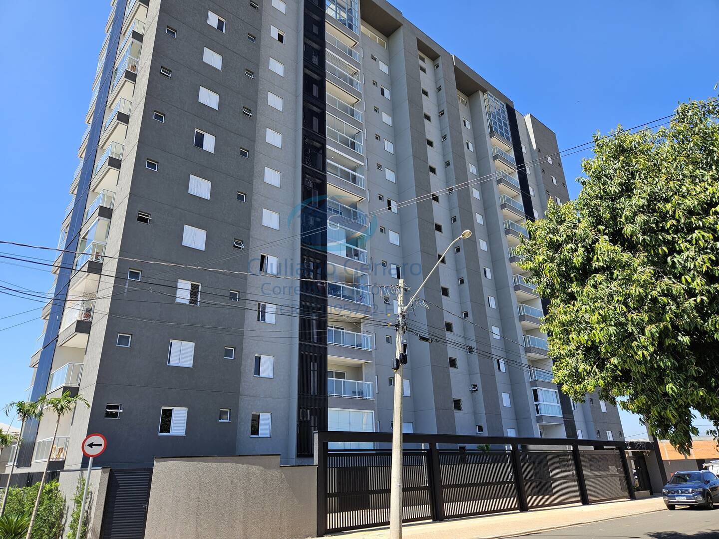 Apartamento à venda com 2 quartos, 74m² - Foto 1