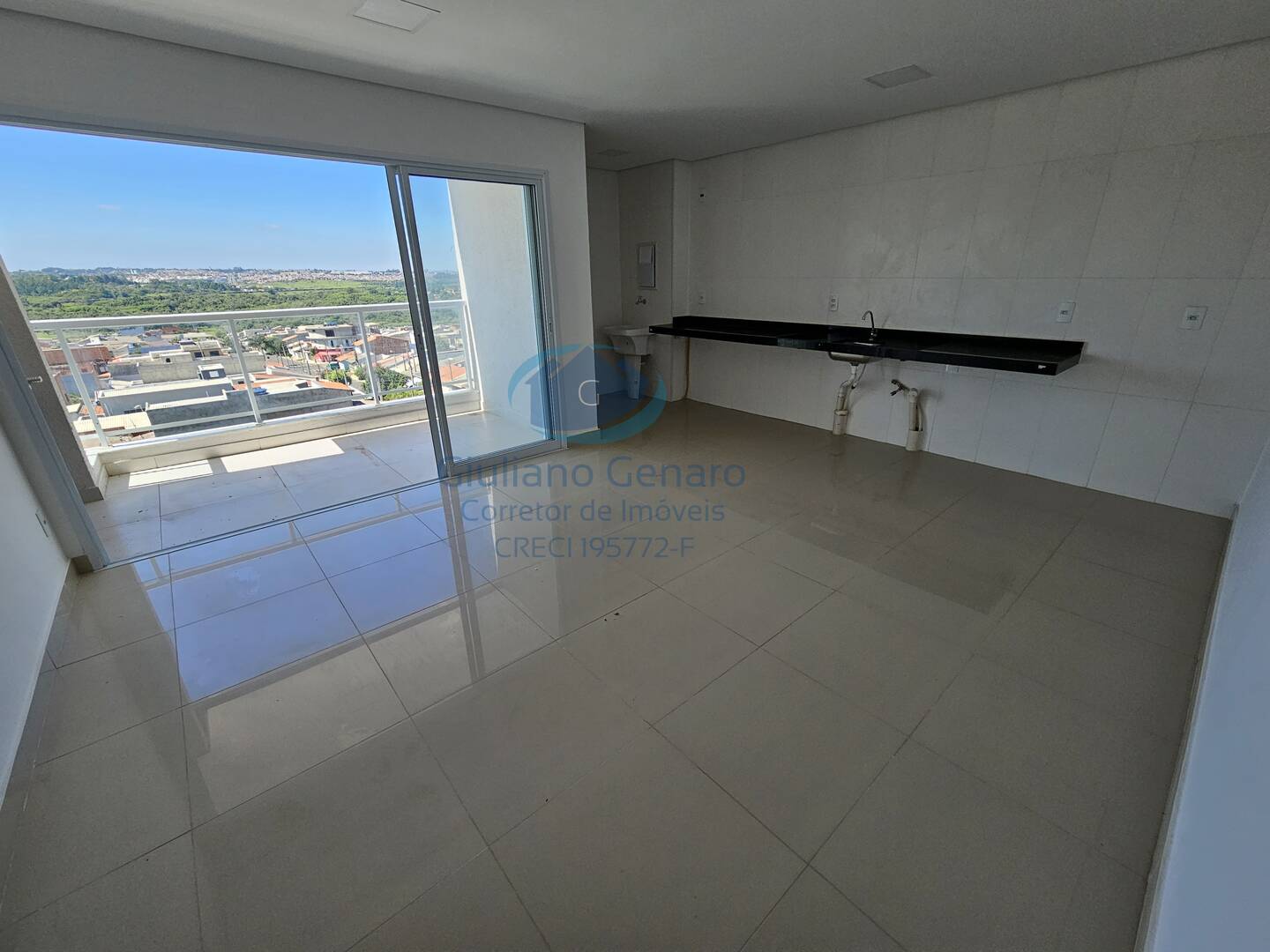 Apartamento à venda com 2 quartos, 74m² - Foto 2