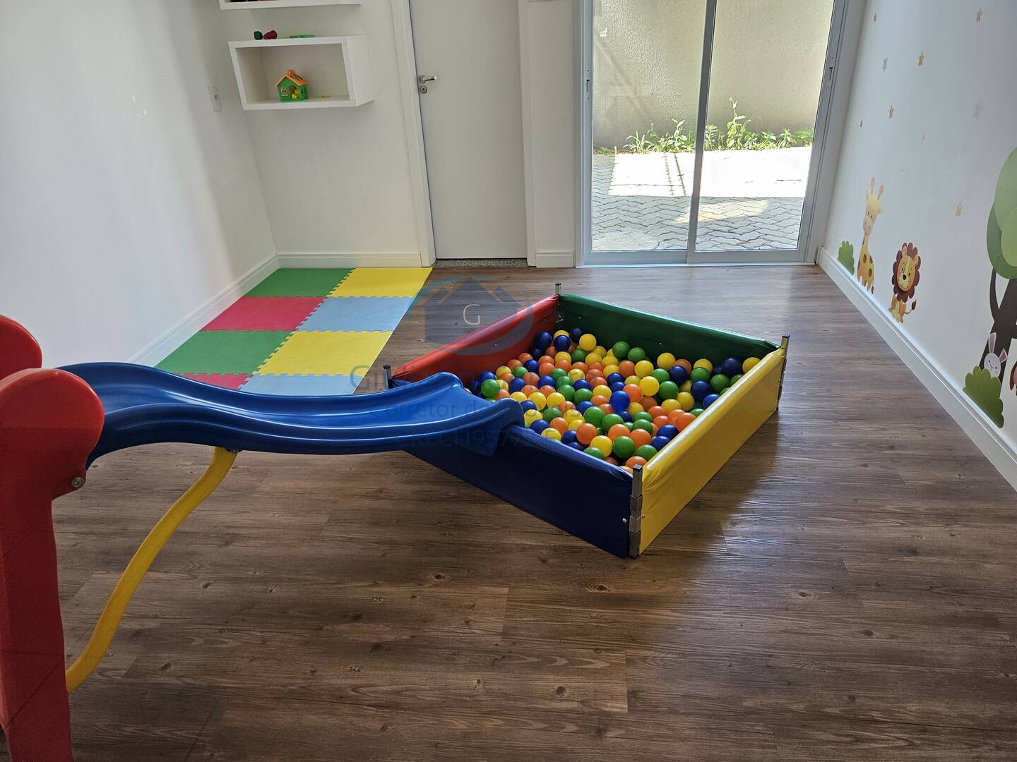 Apartamento à venda com 2 quartos, 74m² - Foto 12