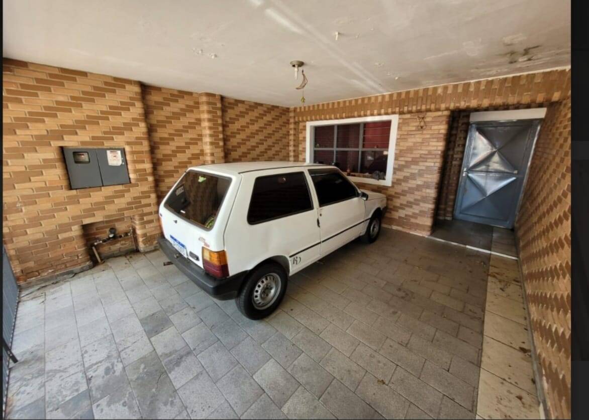 Casa à venda com 2 quartos, 105m² - Foto 2