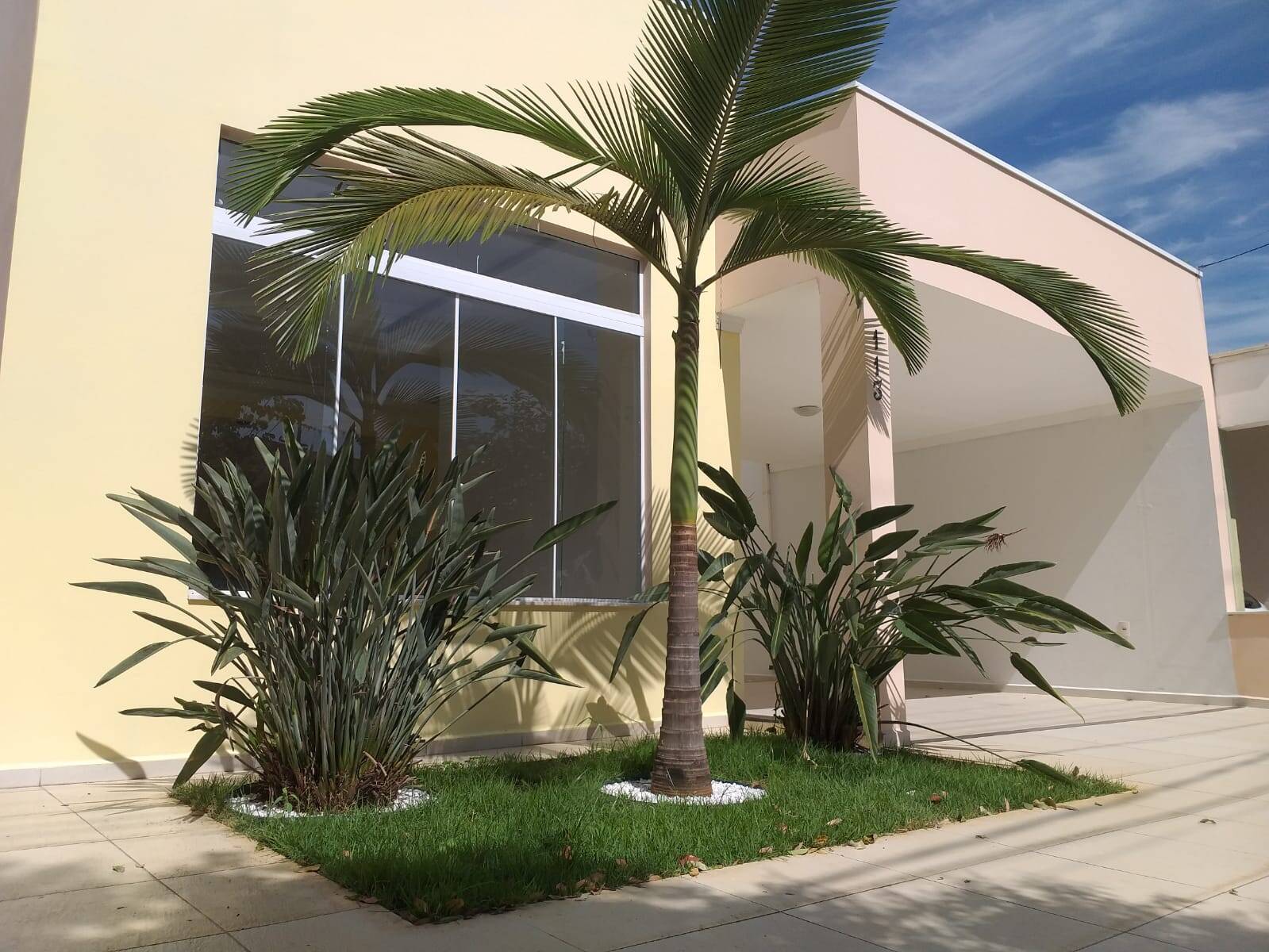 Casa de Condomínio à venda com 3 quartos, 179m² - Foto 2