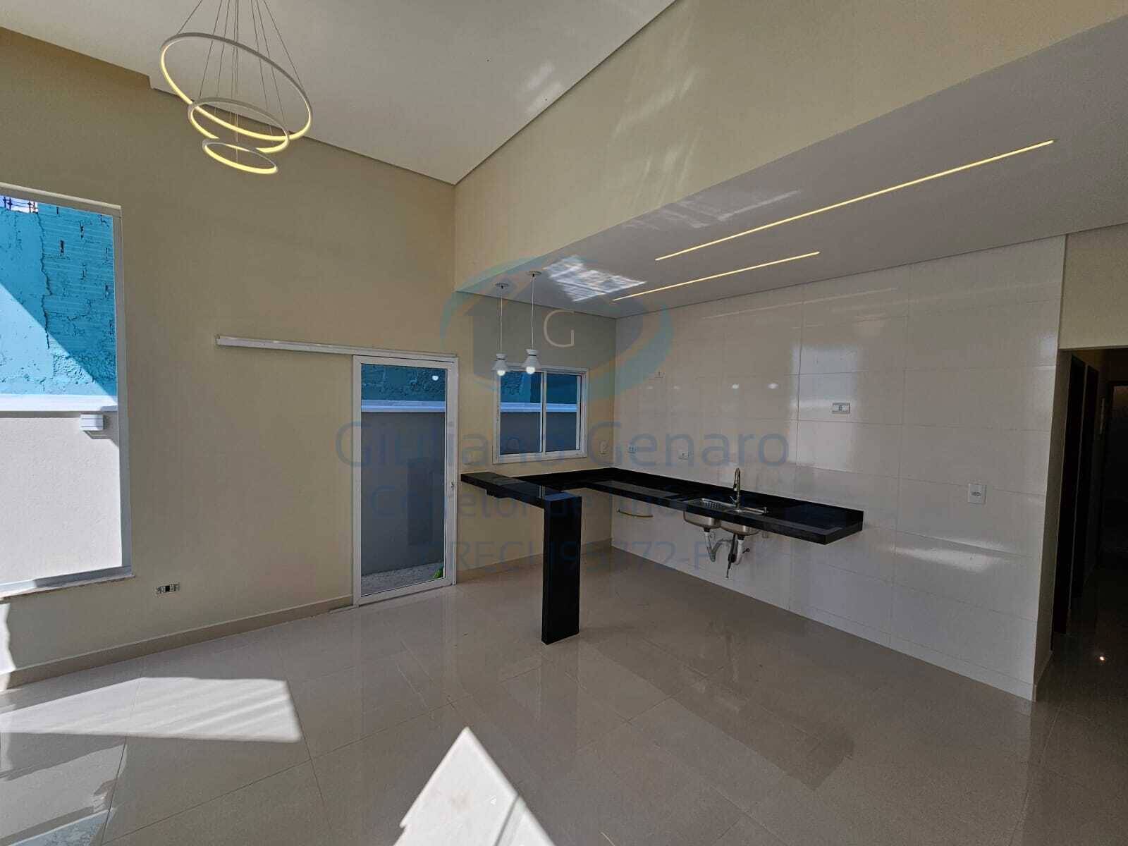 Casa à venda com 2 quartos, 69m² - Foto 5