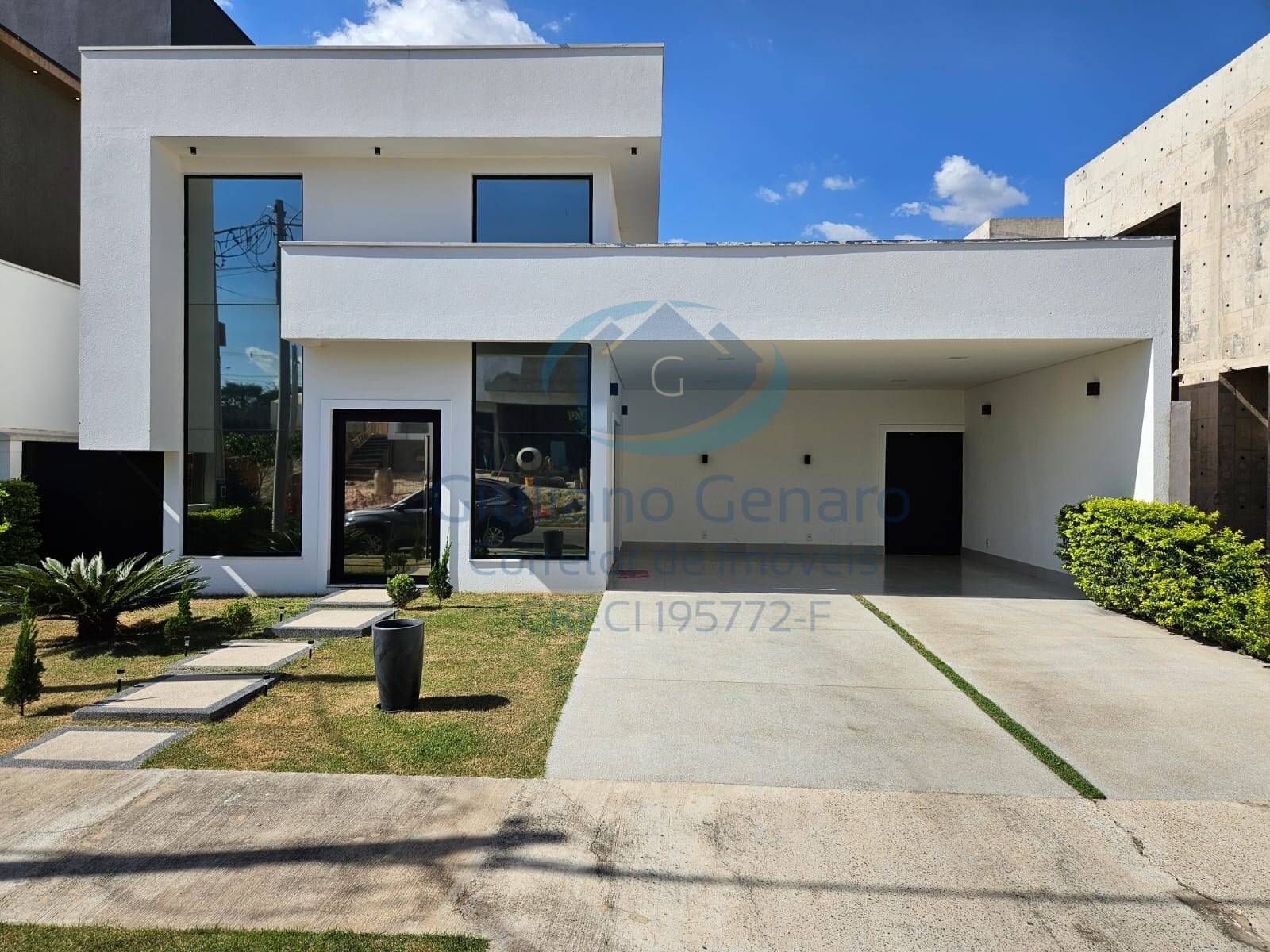 Casa de Condomínio à venda com 3 quartos, 156m² - Foto 1