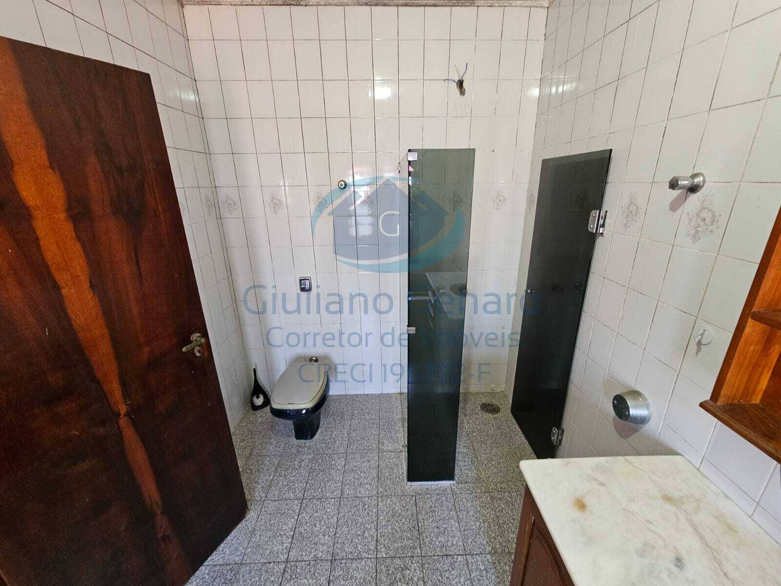 Casa à venda com 3 quartos, 335m² - Foto 11