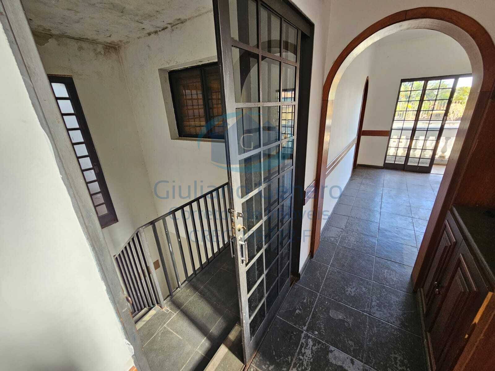 Casa à venda com 3 quartos, 335m² - Foto 25