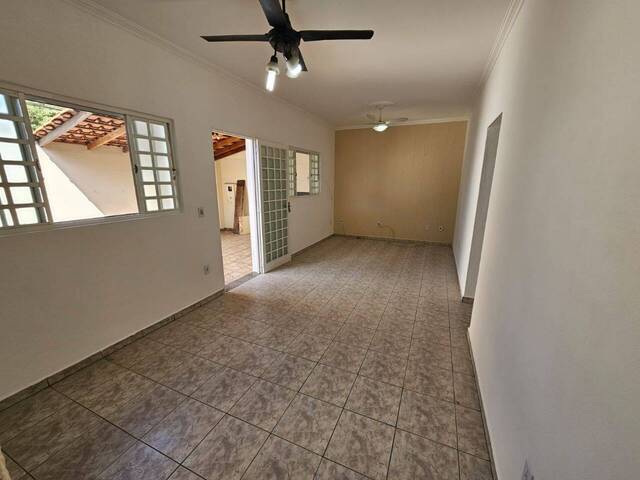Casa para Locação em Salto - 4