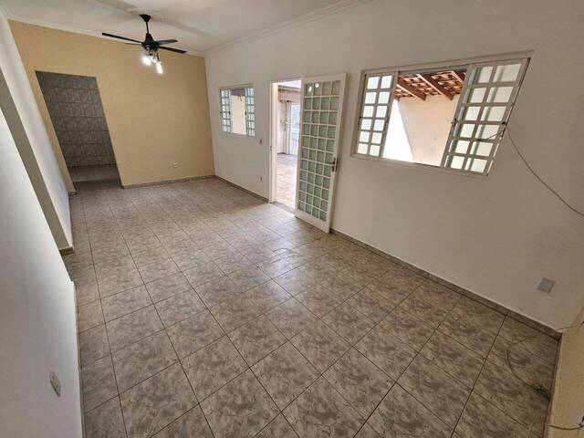 Casa para Locação em Salto - 5