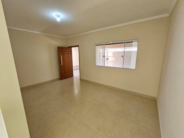 Casa para Locação em Salto - 5